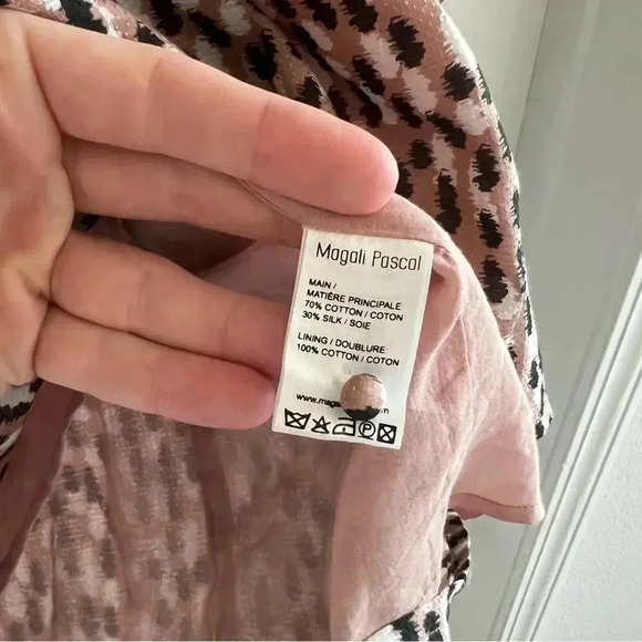 *804 Magali Pascal Petal Top Silk Short Sleeve Blouse Size Small - Picture 8 of 9